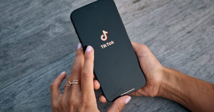 c193ee1e-4f85-4df2-8aae-5da98f4ee807