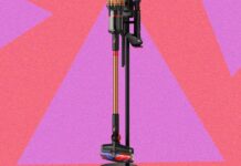 Dyson V16 Piston Animal: Чи окупається потужність 315 Вт ціни?